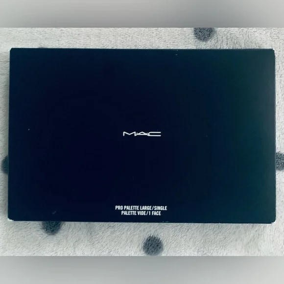 MAC Pro Palette Large Compact - Picture 3 of 3